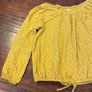 Old Navy children's long sleeve blouse.